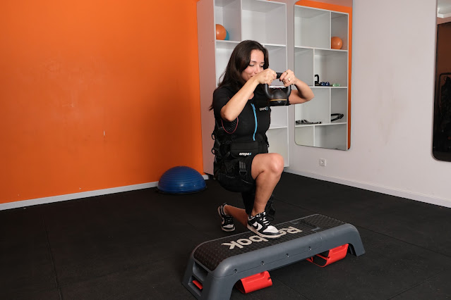 EMS ile Kas Yapmak Mümkün mü? Spor Salonuna Gitmeden Kas Kütlesi Artırma Rehberi
